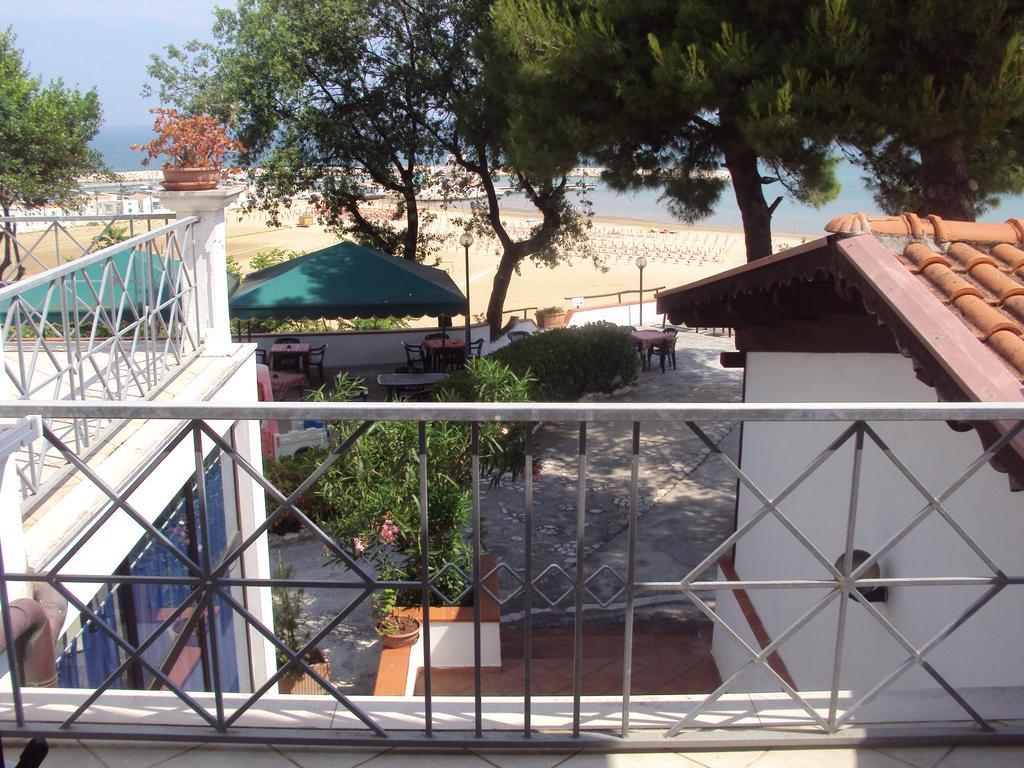 Hotel Piccolo Paradiso Di Rodi Garganico Exterior foto